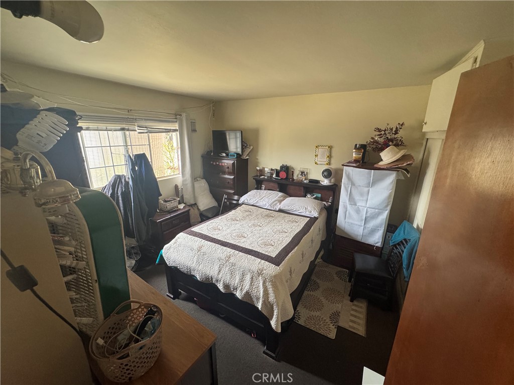 201 South Bluff Road Montebello, CA 90640 - Photo 14 of 15 1 bed bedroom