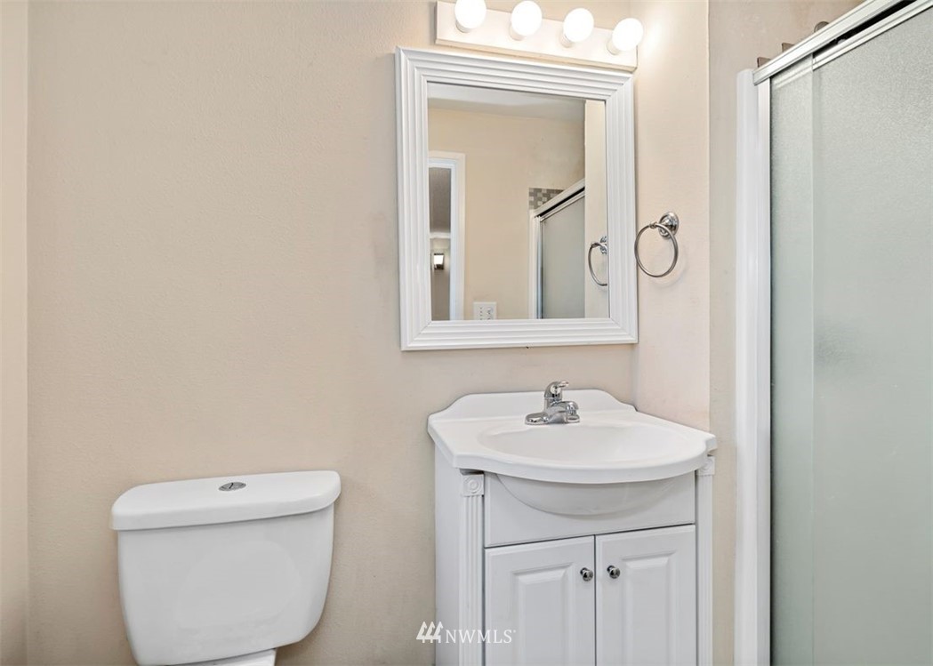 4822 Brasch Road Southeast Port Orchard, WA 98367 - Photo 14 of 22 Gallery Image 14