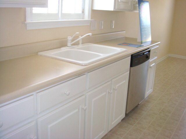 720 East Darby Road Taylors, SC 29687 - Photo 5 of 9 Gallery Image 5