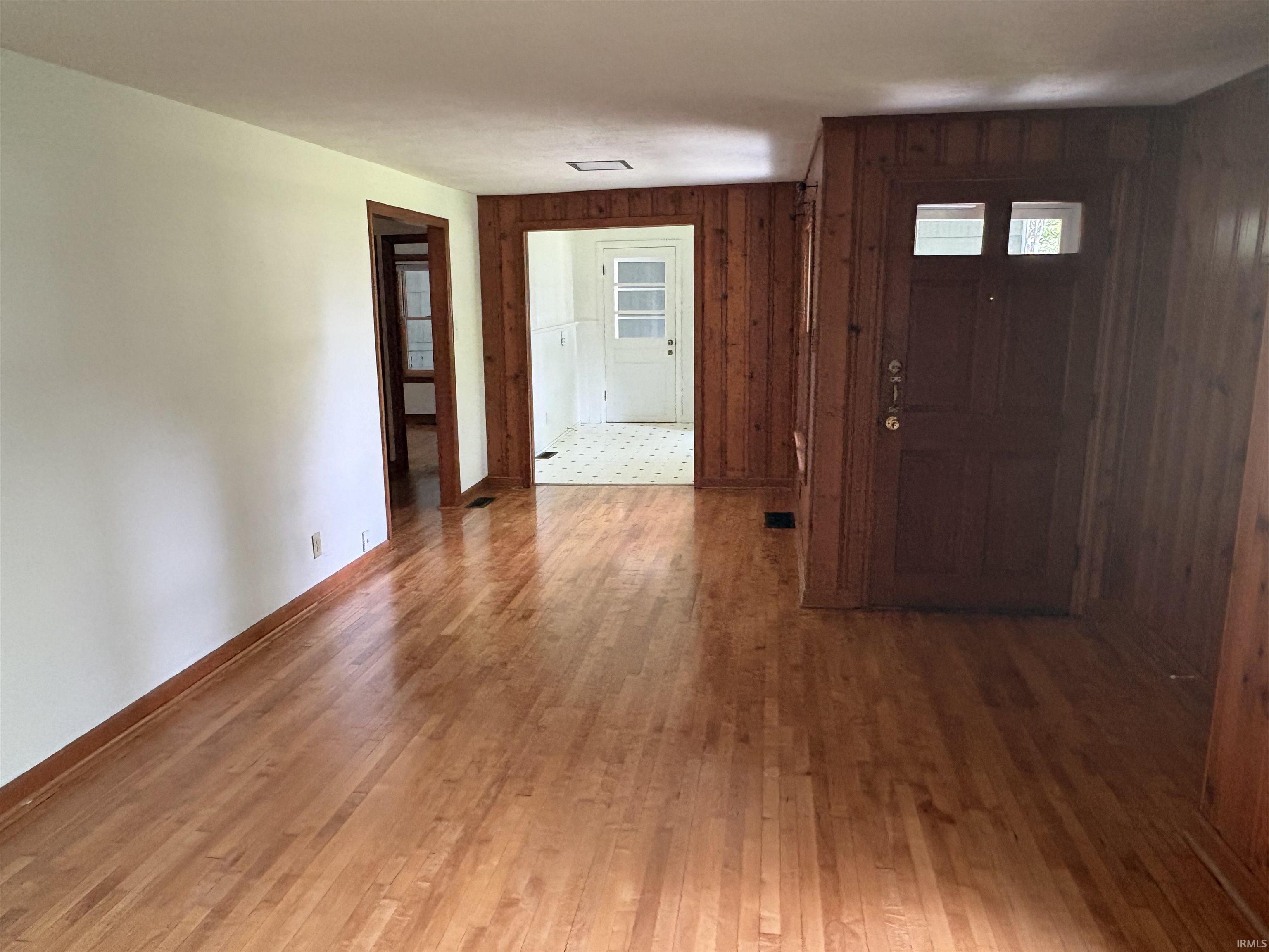 1615 East Matlock Road Bloomington, IN 47408 - Photo 3 of 9 Gallery Image 3