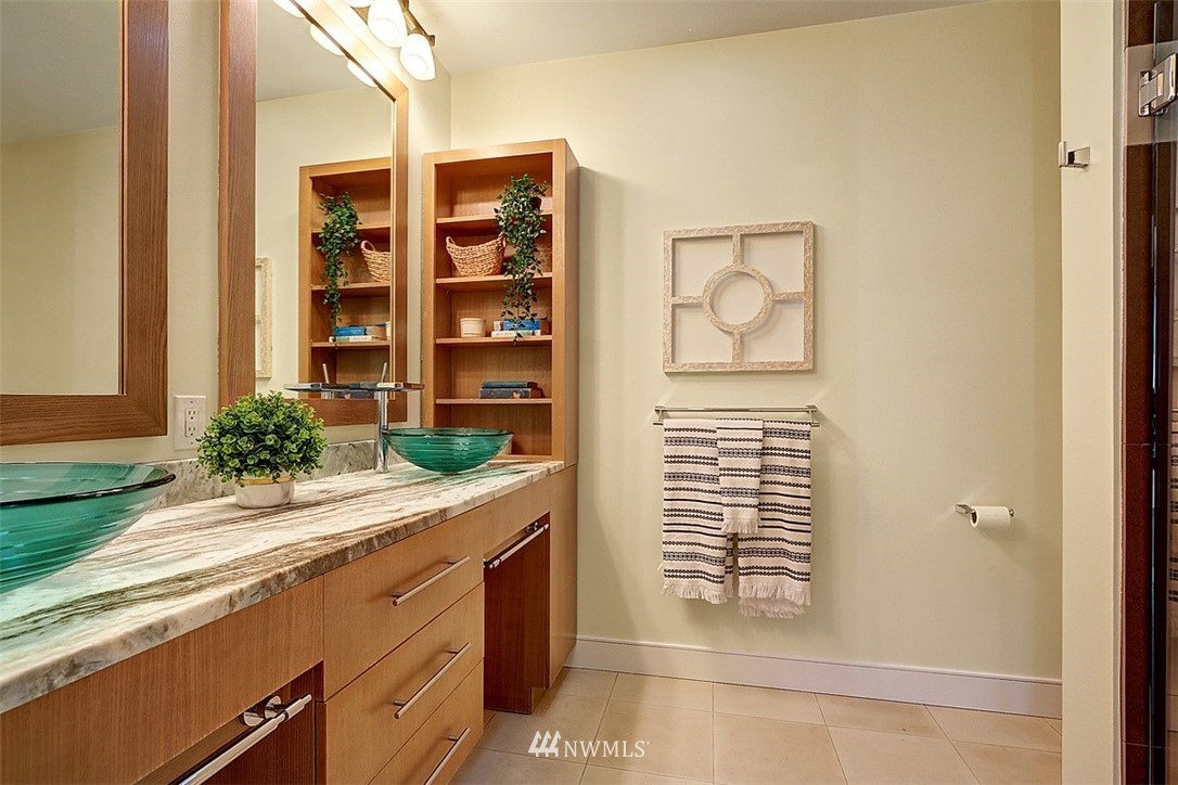 16912 Talbot Road Edmonds, WA 98026 - Photo 20 of 40