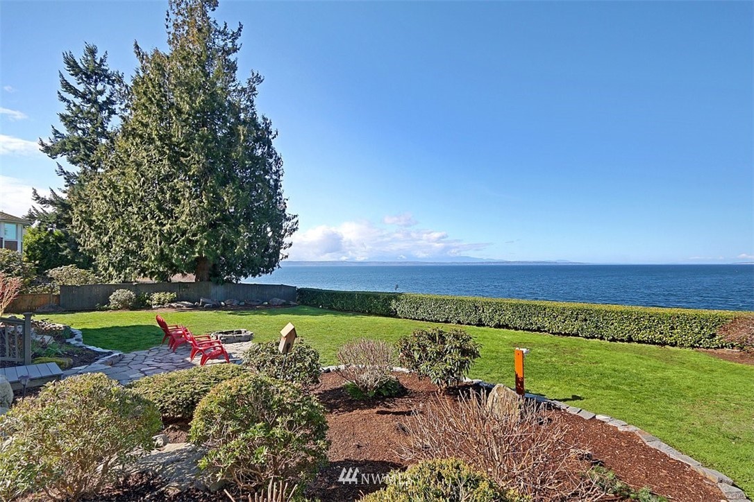 16912 Talbot Road Edmonds, WA 98026 - Photo 31 of 40 a view of a golf course with a lake view