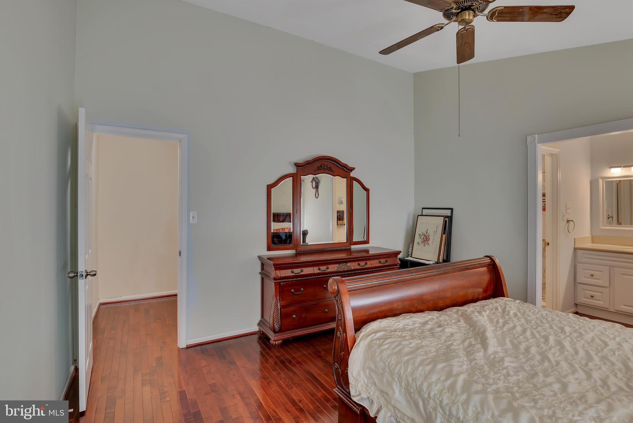 6140 Willowick Lane Springfield, VA 22152 - Photo 12 of 31 Gallery Image 12