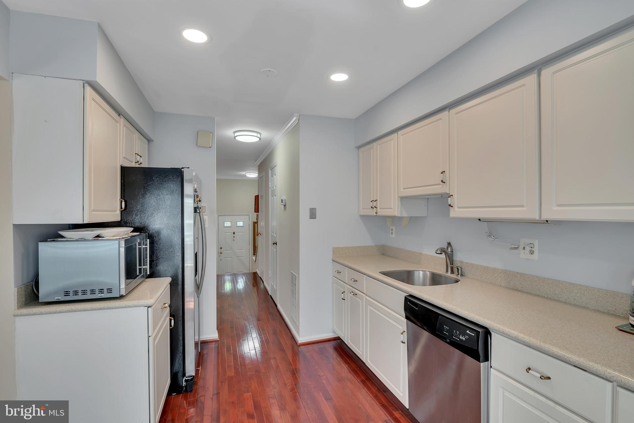 6140 Willowick Lane Springfield, VA 22152 - Photo 7 of 31 Gallery Image 7