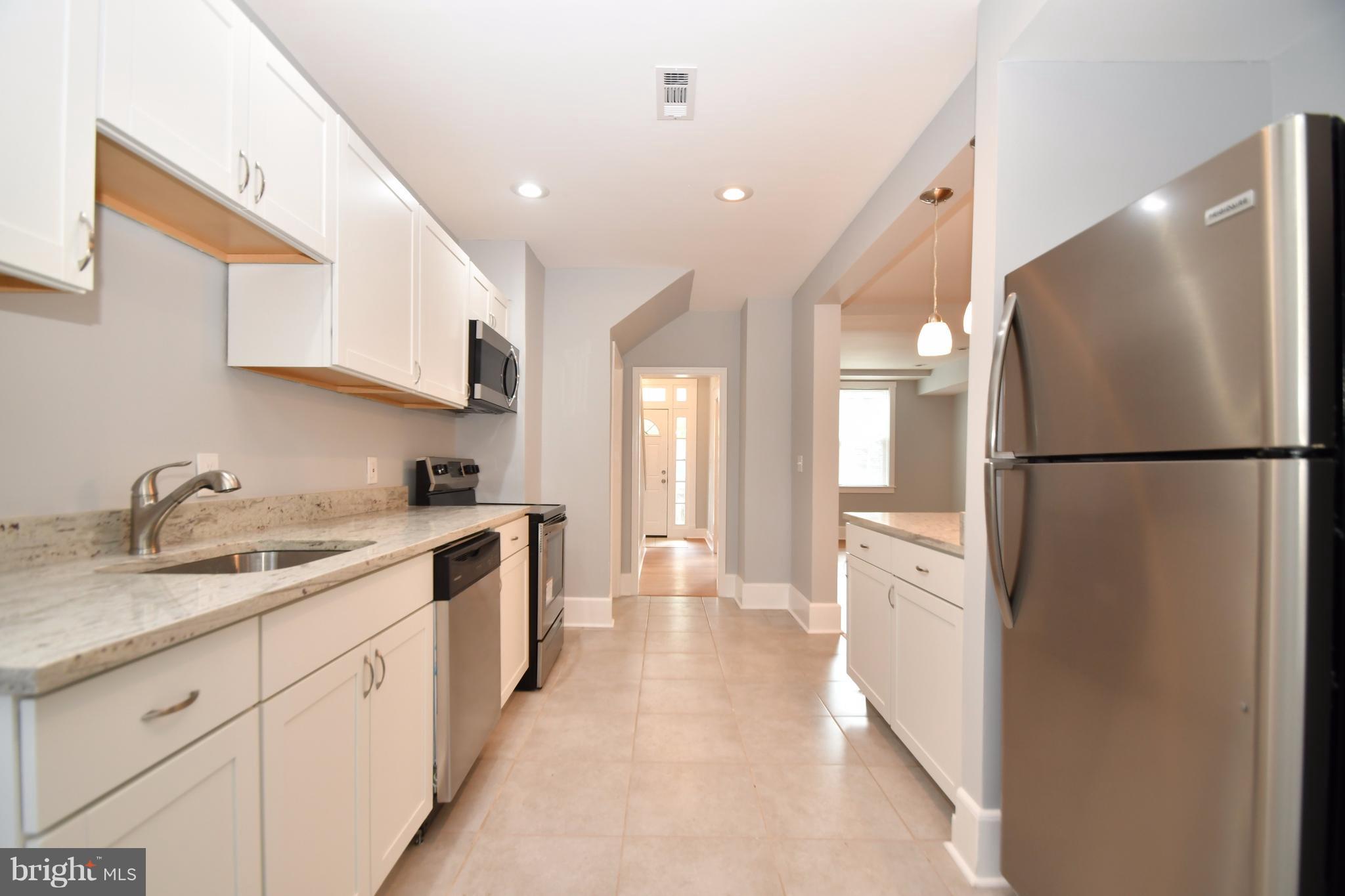 6754 Woodley Road Baltimore, MD 21222 - Photo 14 of 30 Kitchen