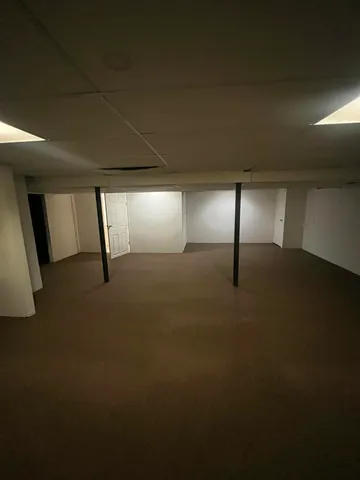 $2,000 | 12116 Columbia Avenue, Redford, MI 48239