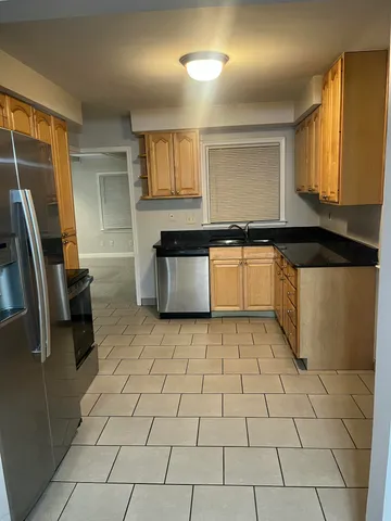 $2,000 | 12116 Columbia Avenue, Redford, MI 48239