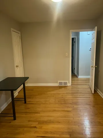 $2,000 | 12116 Columbia Avenue, Redford, MI 48239