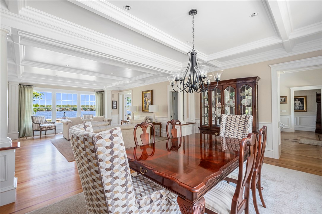 136 Adams Point Road Barrington, RI 02806 - Photo 16 of 41