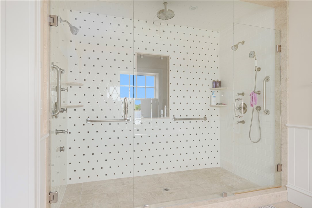 136 Adams Point Road Barrington, RI 02806 - Photo 25 of 41