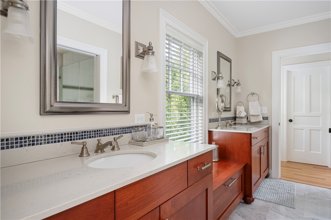 136 Adams Point Road Barrington, RI 02806 - Photo 31 of 41