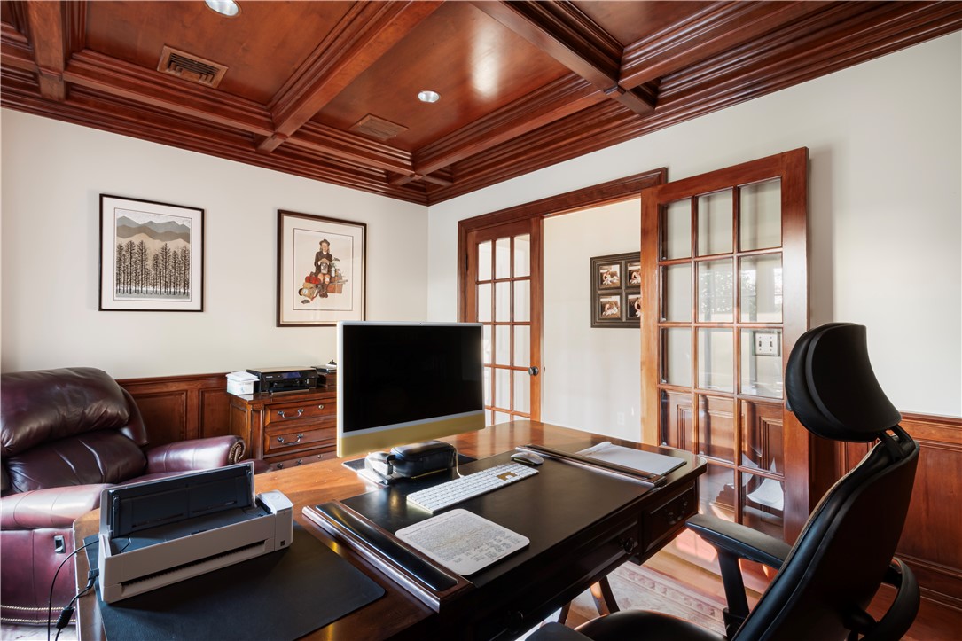 136 Adams Point Road Barrington, RI 02806 - Photo 34 of 41