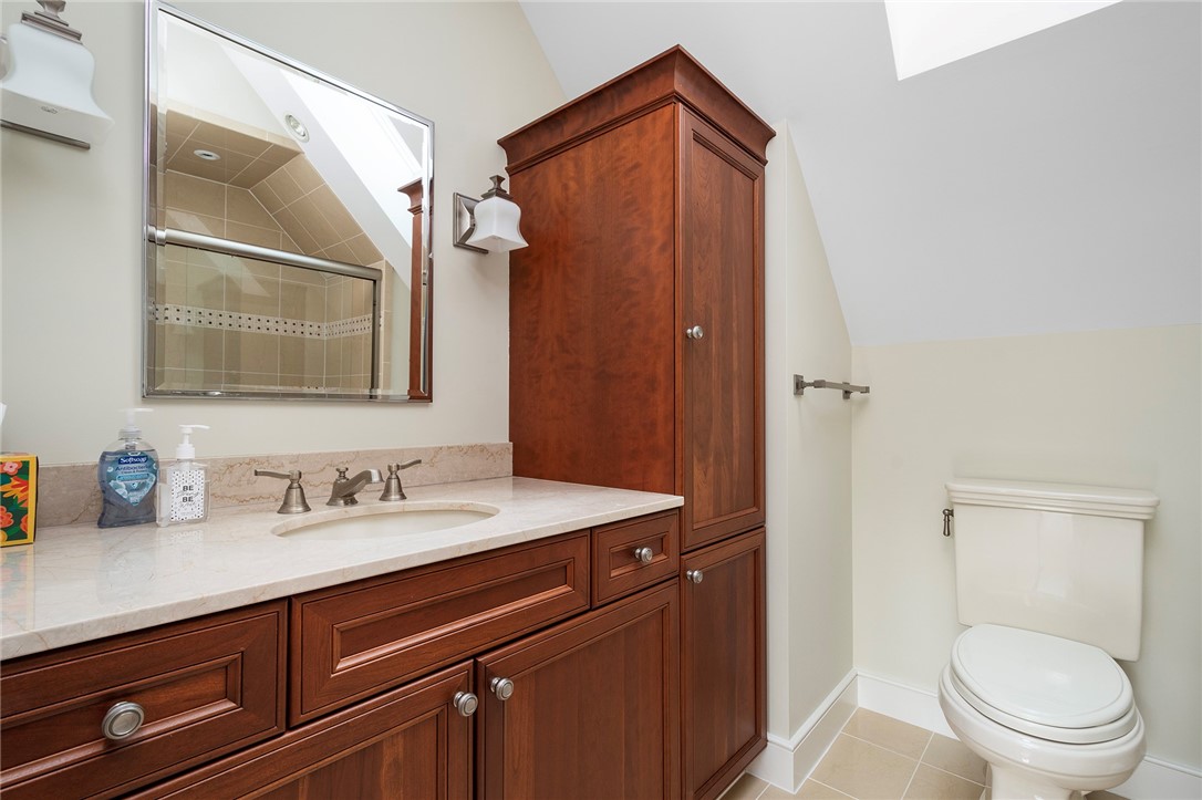 136 Adams Point Road Barrington, RI 02806 - Photo 36 of 41