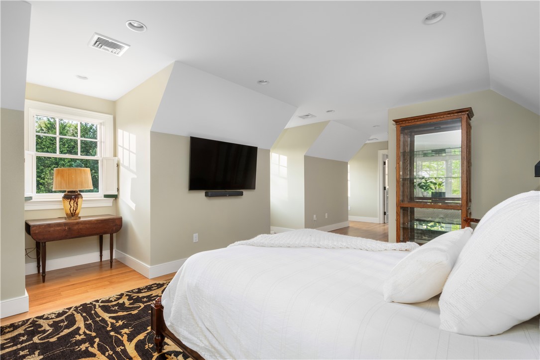 136 Adams Point Road Barrington, RI 02806 - Photo 38 of 41