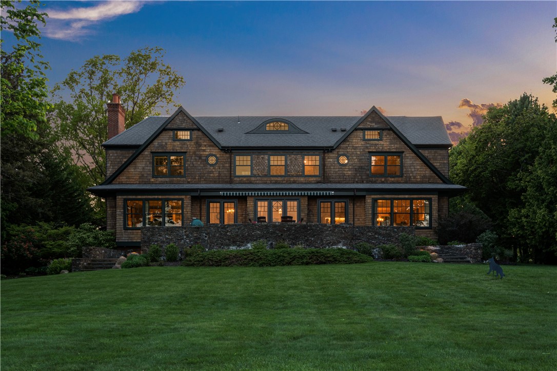 136 Adams Point Road Barrington, RI 02806 - Photo 5 of 41