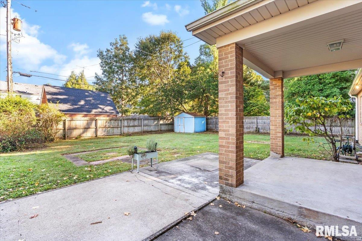 1555 West Edwards Street Springfield, IL 62704 - Photo 25 of 30 Gallery Image 25