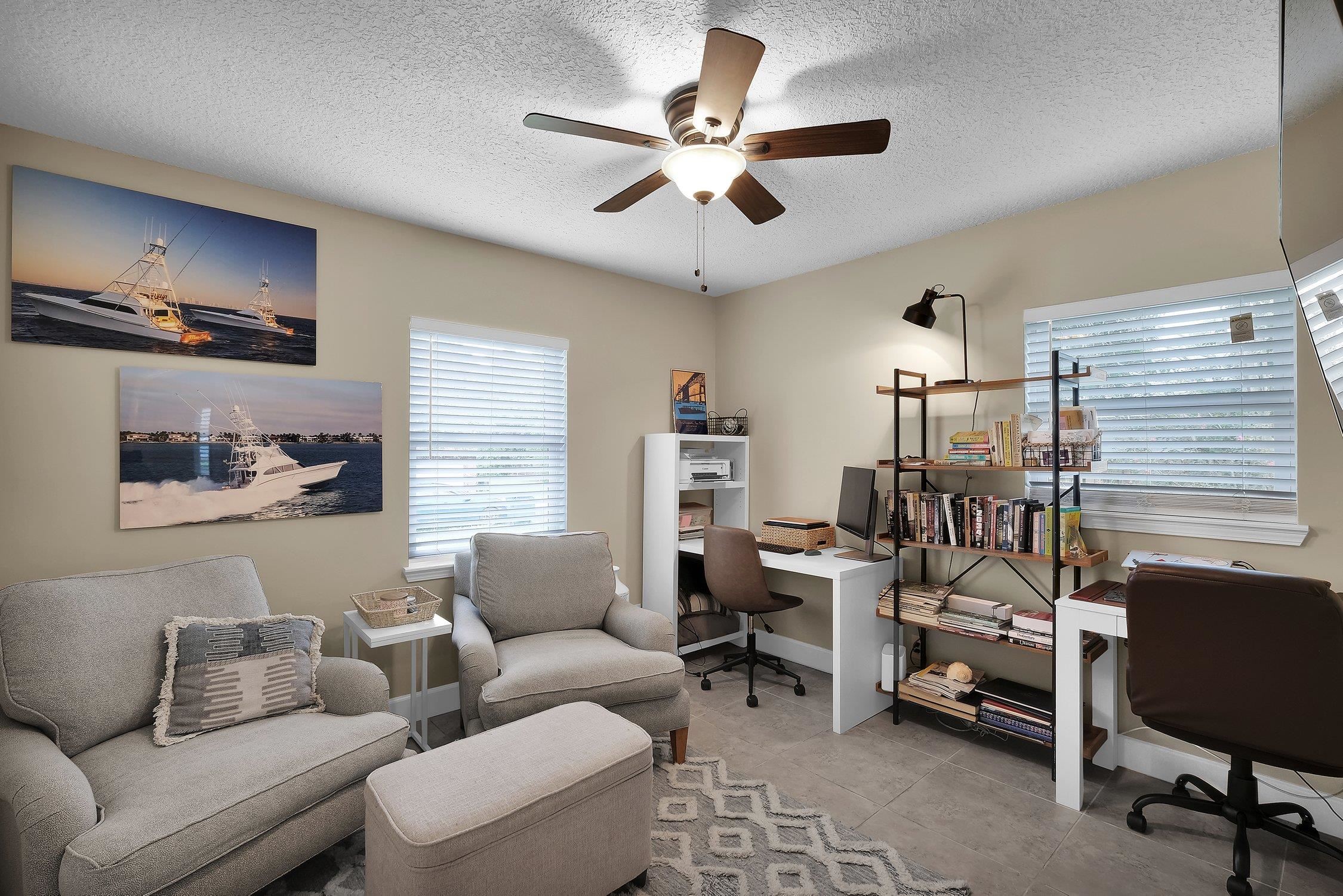 141 Argonaut Road St. Augustine, FL 32086 - Photo 19 of 27 a living room with furniture