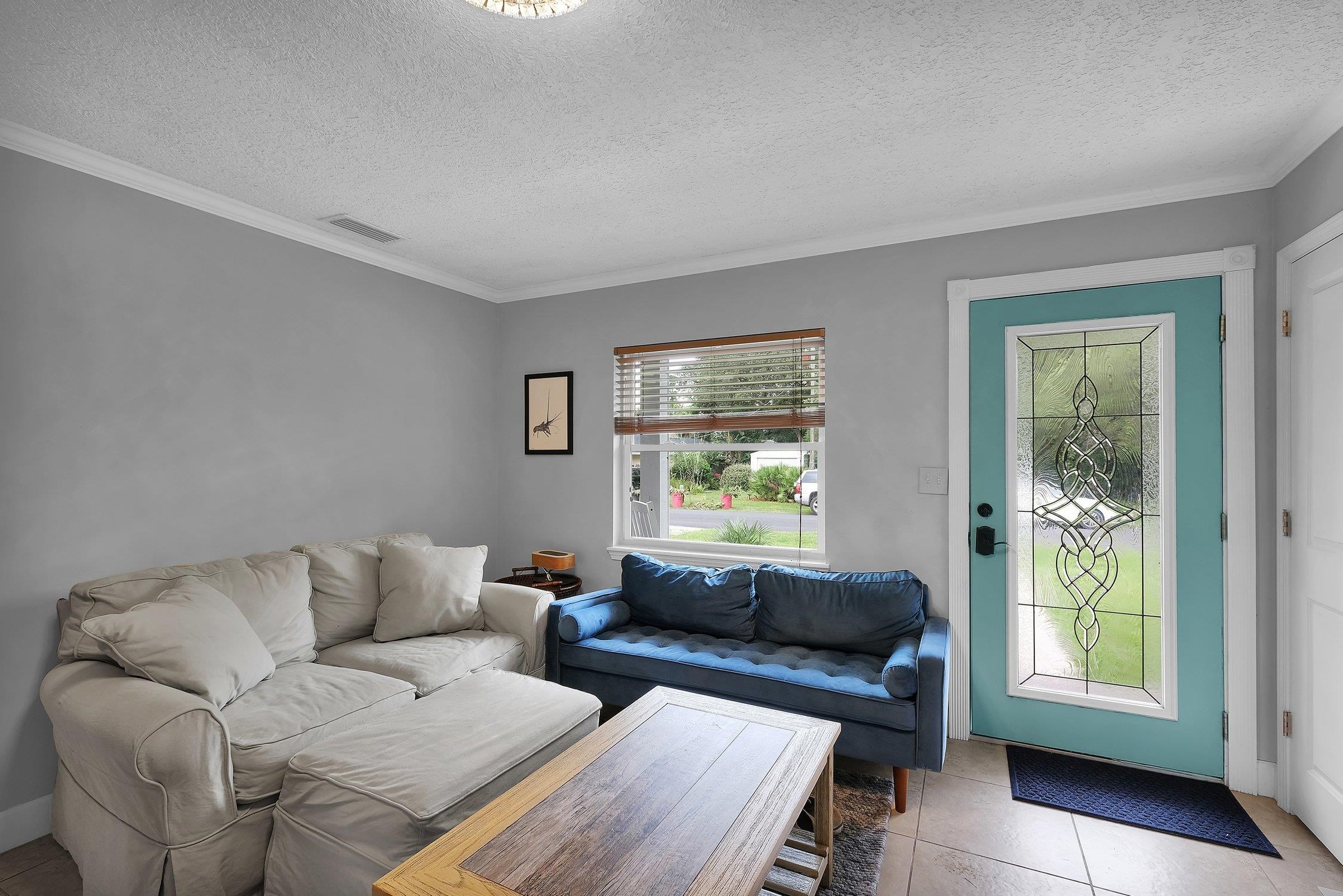 141 Argonaut Road St. Augustine, FL 32086 - Photo 7 of 27 a living room with furniture and a window