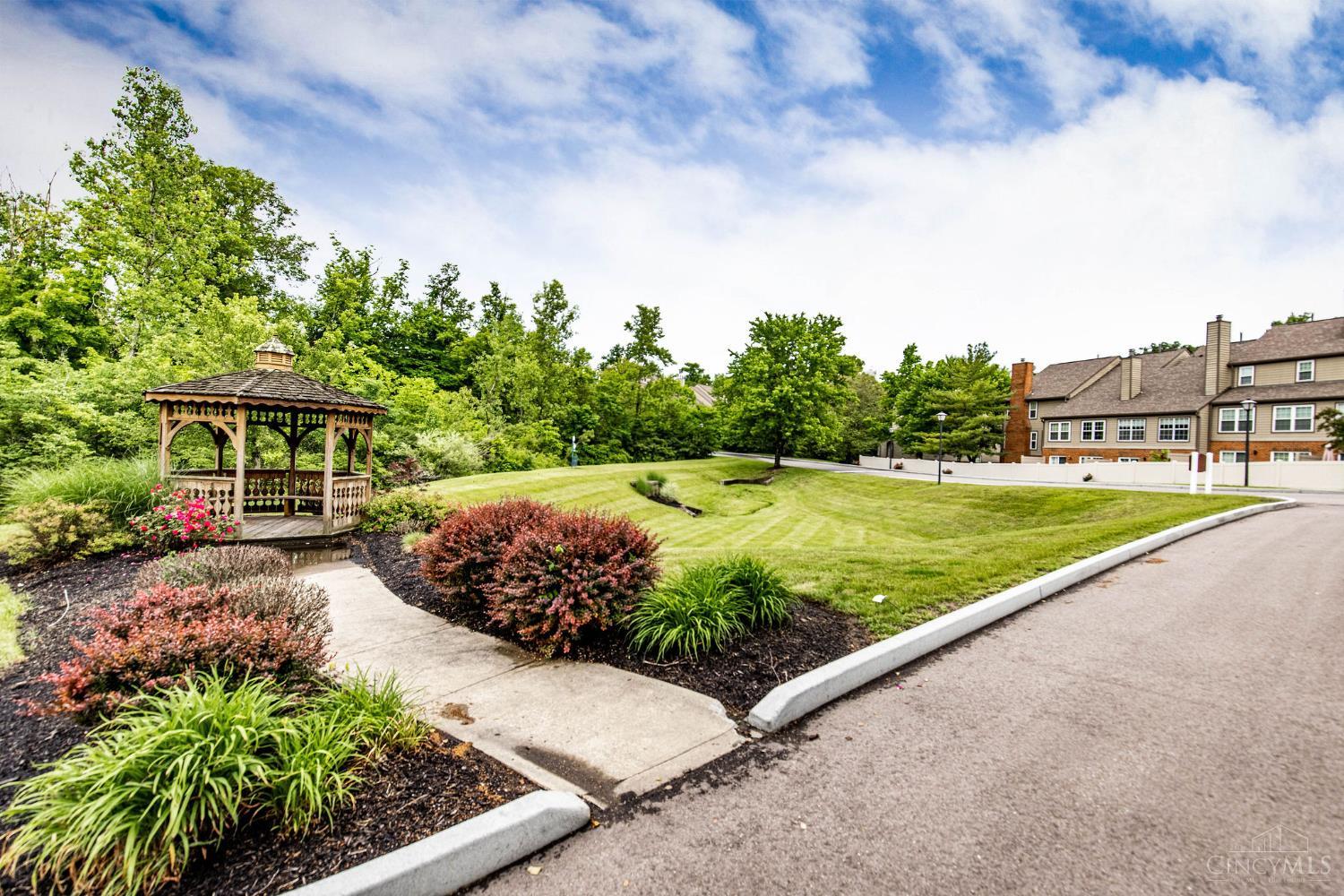10555 Montgomery Road, Unit 77 Montgomery, OH 45242 - Photo 25 of 54