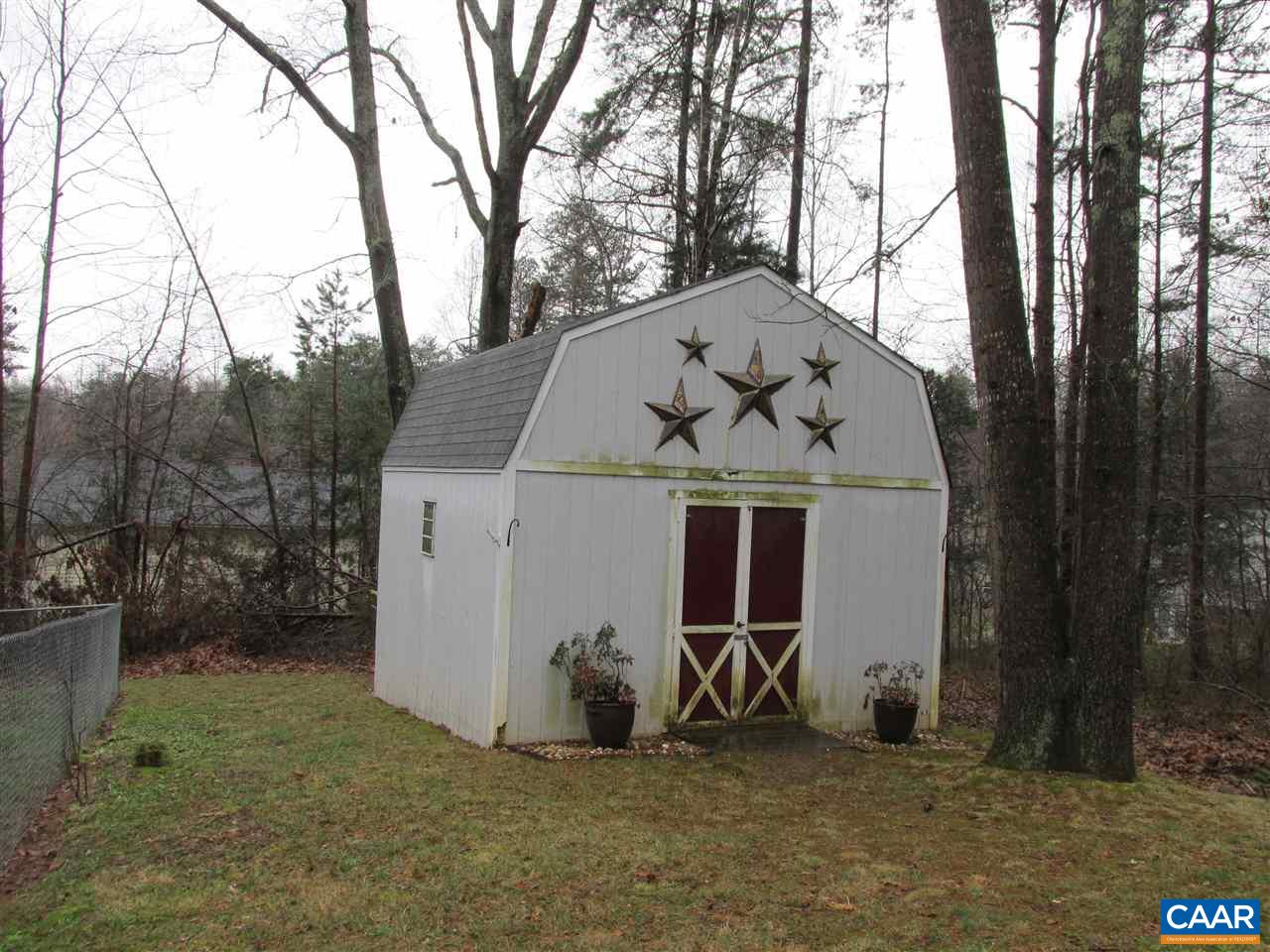 688 Carnation Road Ruckersville, VA 22968 - Photo 19 of 25 a view of a small house