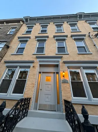 $2,875 | 347 7th Street, Unit 4, Jersey City, NJ 07302
