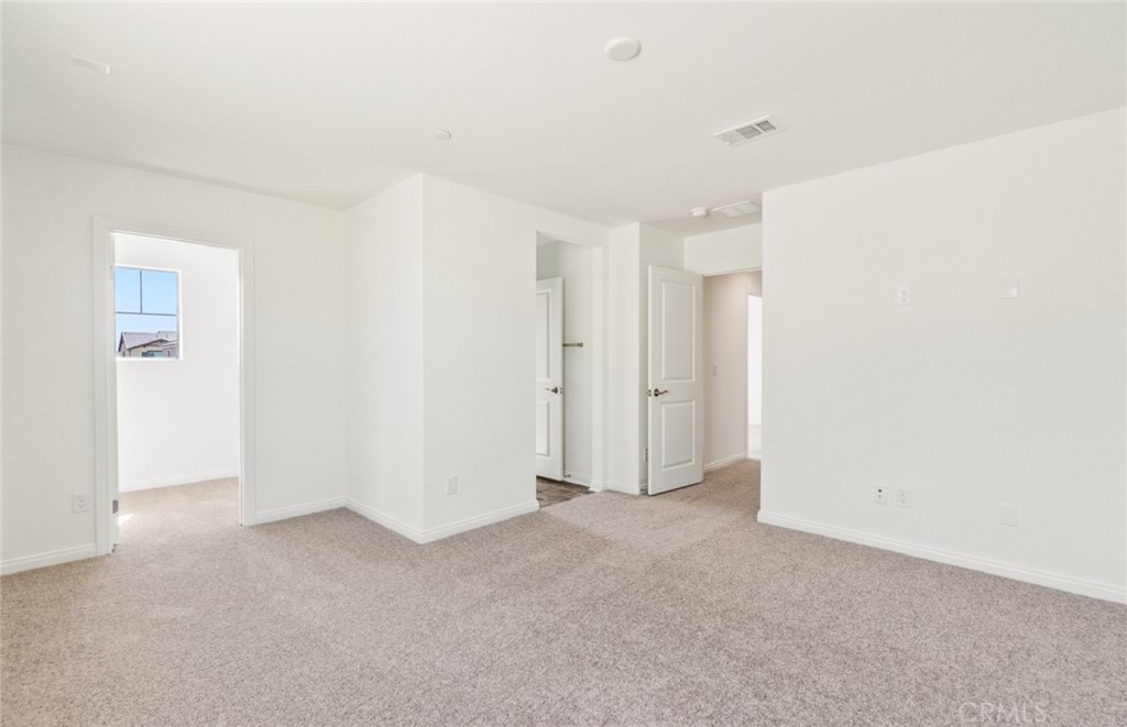 784 Sawgrass Street Perris, CA 92571 - Photo 43 of 46 a view of an empty room
