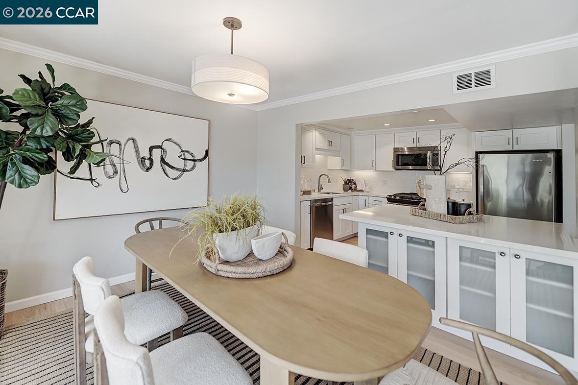 2000 Golden Rain Road, Unit 4 Walnut Creek, CA 94595 - Photo 9 of 51