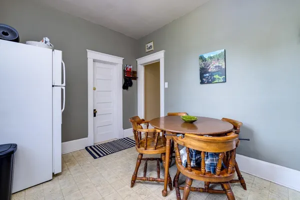 $1,700 | 291 B Newman Avenue, Harrisonburg, VA 22801