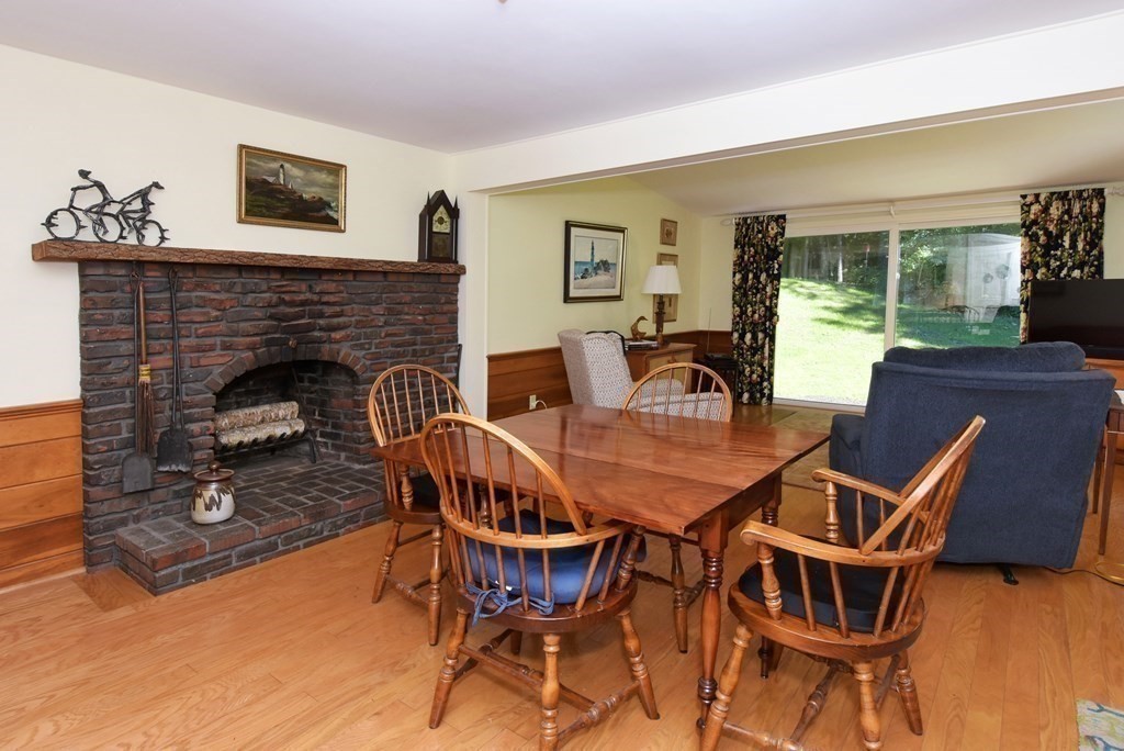 225 Main Street Boxford, MA 01921 - Photo 7 of 22
