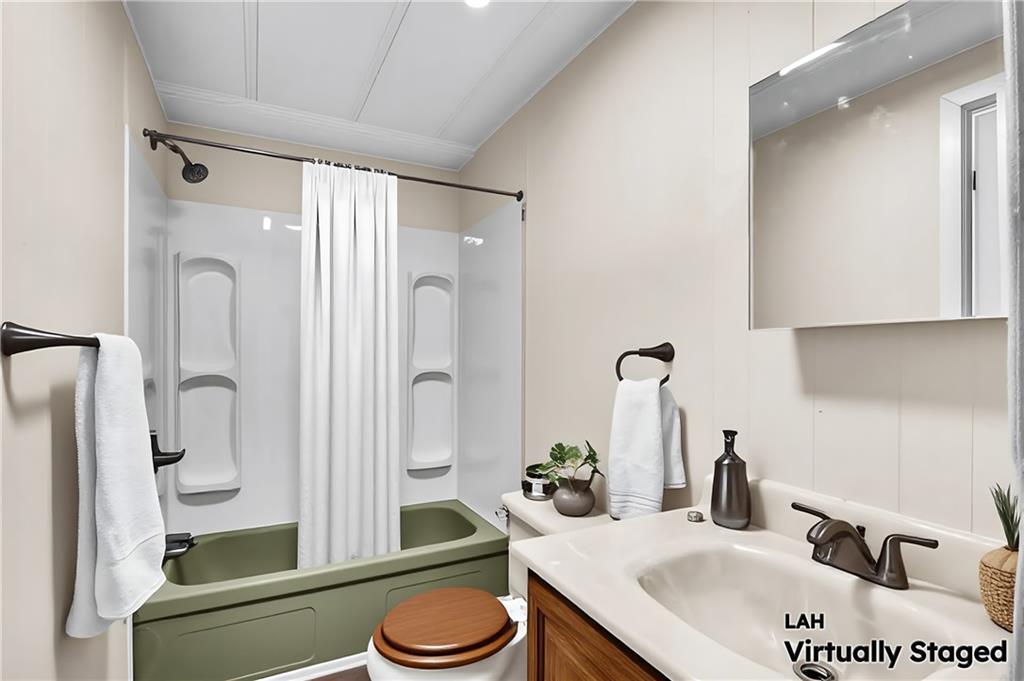 861 Walnut Street Rochester, PA 15074 - Photo 12 of 22