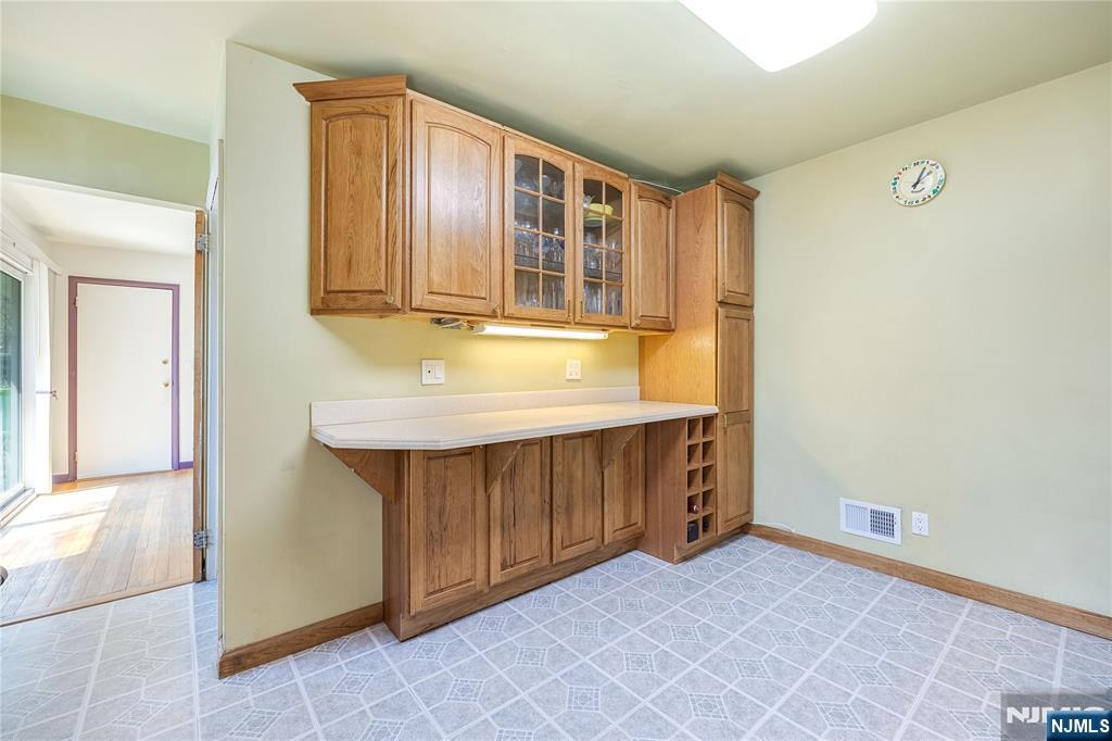 11 Sunset Road Demarest, NJ 07627 - Photo 14 of 44