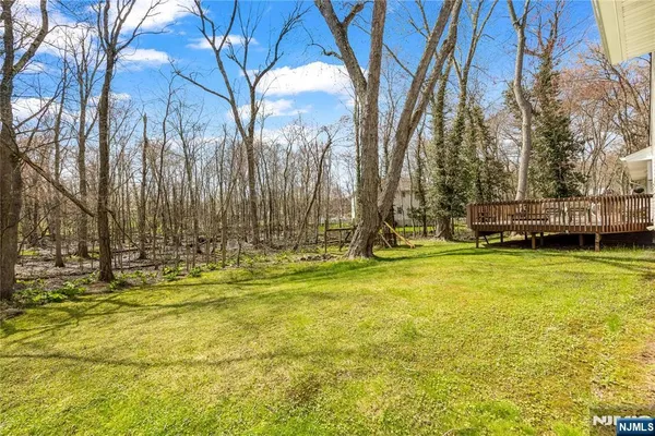 $1,100,000 | 11 Sunset Road, Demarest, NJ 07627