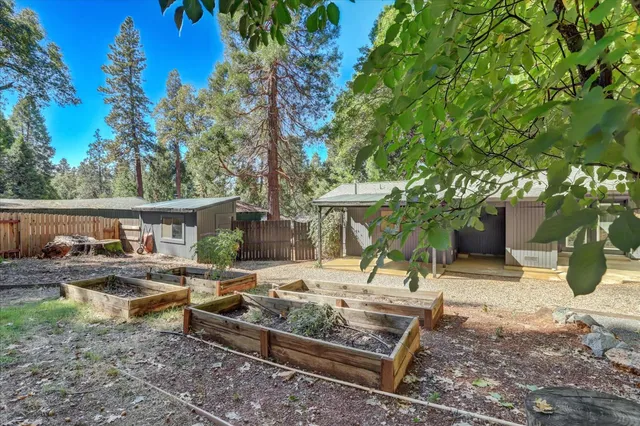 $460,000 | 10683 Walker Drive, Grass Valley, CA 95945