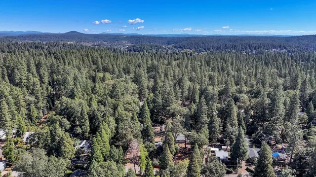 $460,000 | 10683 Walker Drive, Grass Valley, CA 95945