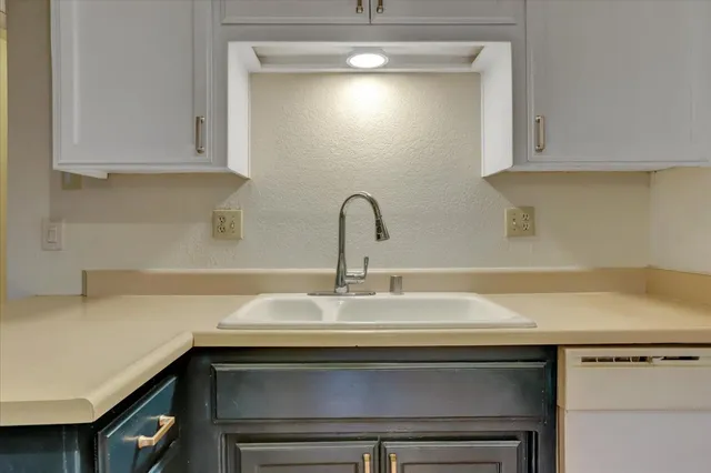 $460,000 | 10683 Walker Drive, Grass Valley, CA 95945