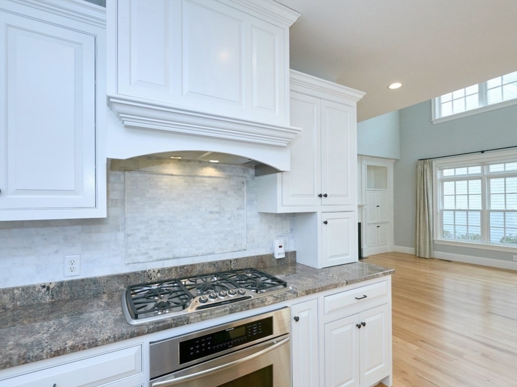 3 Maple Street, Unit 3 Medfield, MA 02052 - Photo 13 of 42