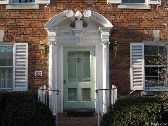 83 Vendome Road Grosse Pointe, MI 48236 - Photo 2 of 18 Front Door