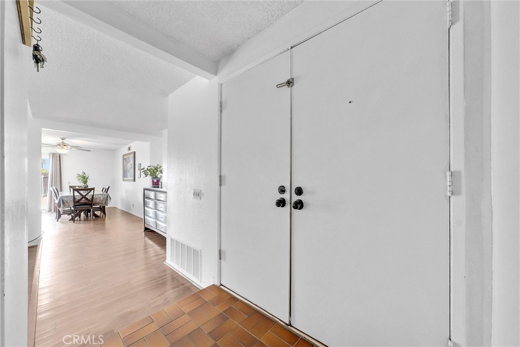 2111 Whitestone Drive Riverside, CA 92506 - Photo 6 of 48