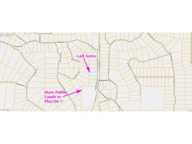 a view of a outdoor space