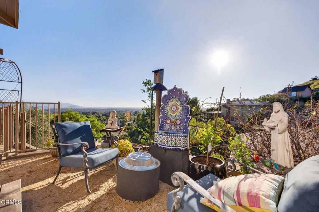 559 North Loop Drive Camarillo, CA 93010 - Photo 13 of 76 a view of a chairs and table in patio