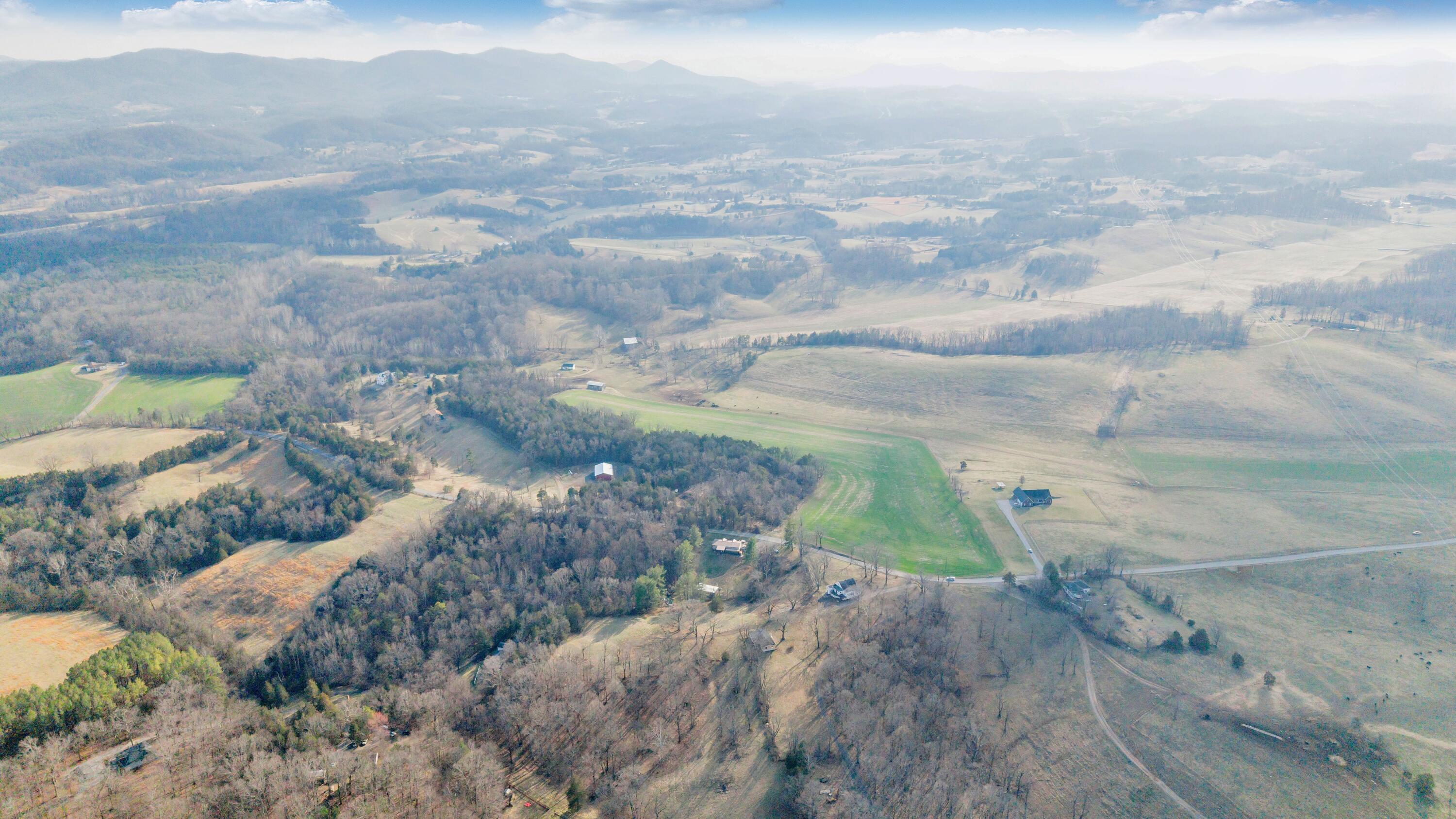 3770 Blue Ridge Turnpike Fincastle, VA 24090 - Photo 18 of 36 a view of outdoor space and mountain view