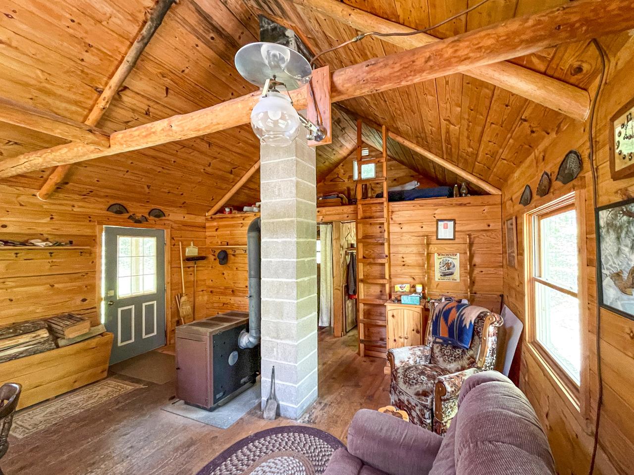 8752 North Kichak Road Hurley, WI 54534 - Photo 4 of 17 Gallery Image 4