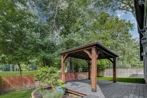 $425,000 | 13731 Fountainview Drive, Montgomery, TX 77356