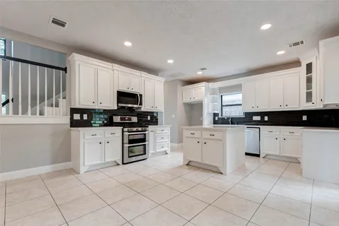 $425,000 | 13731 Fountainview Drive, Montgomery, TX 77356
