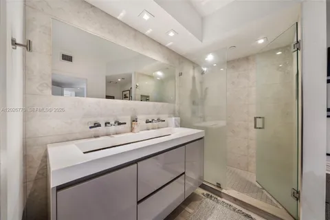 $1,030,000 | 1330 West Avenue, Unit 2414, Miami Beach, FL 33139