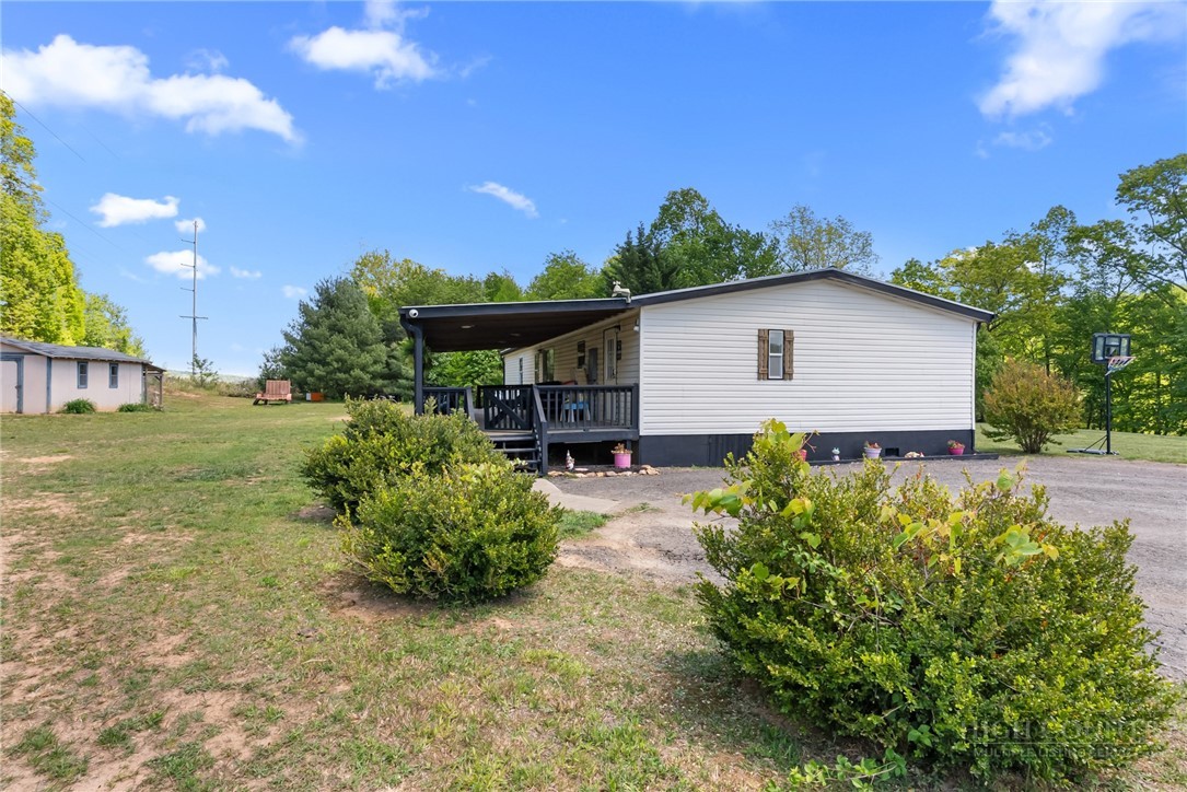 152 Pioneer Ridge Sparta, NC 28675 - Photo 40 of 48