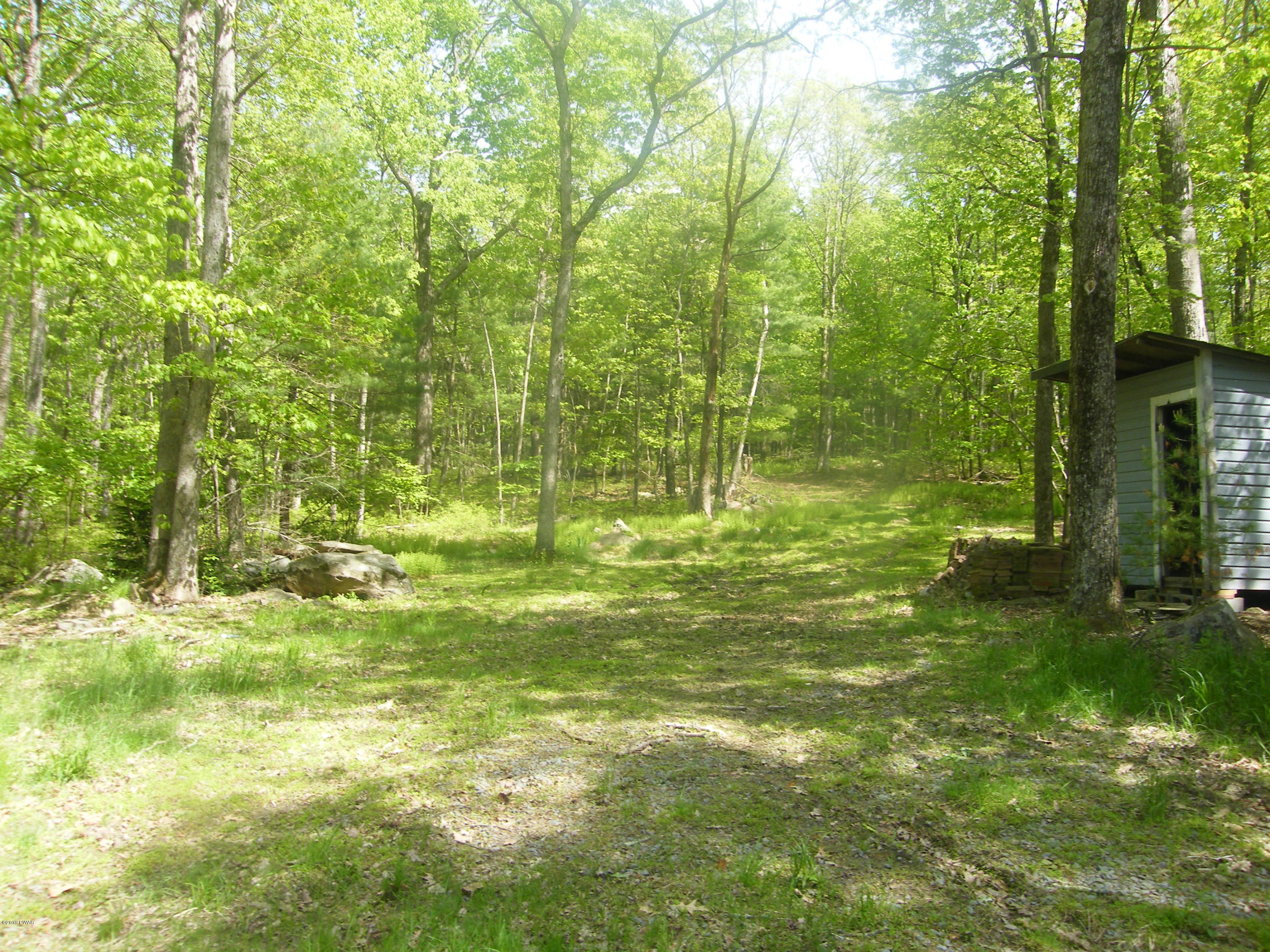 403 Rt 590 Greeley, PA 18425 - Photo 13 of 13