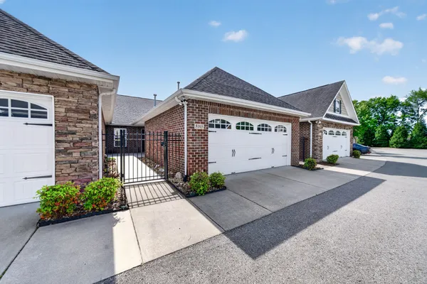 $324,900 | 395 Devon Chase Hill, Unit 5103, Gallatin, TN 37066