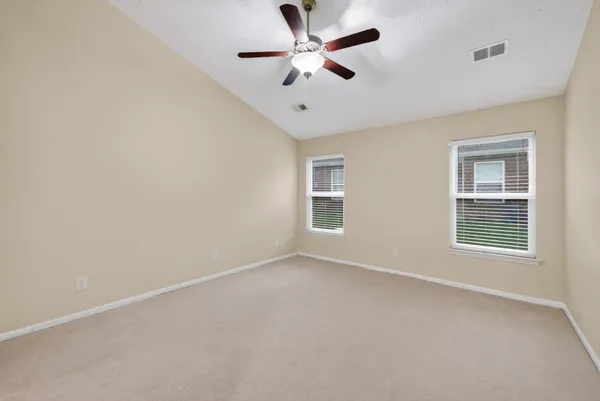 $324,900 | 395 Devon Chase Hill, Unit 5103, Gallatin, TN 37066