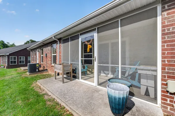 $324,900 | 395 Devon Chase Hill, Unit 5103, Gallatin, TN 37066